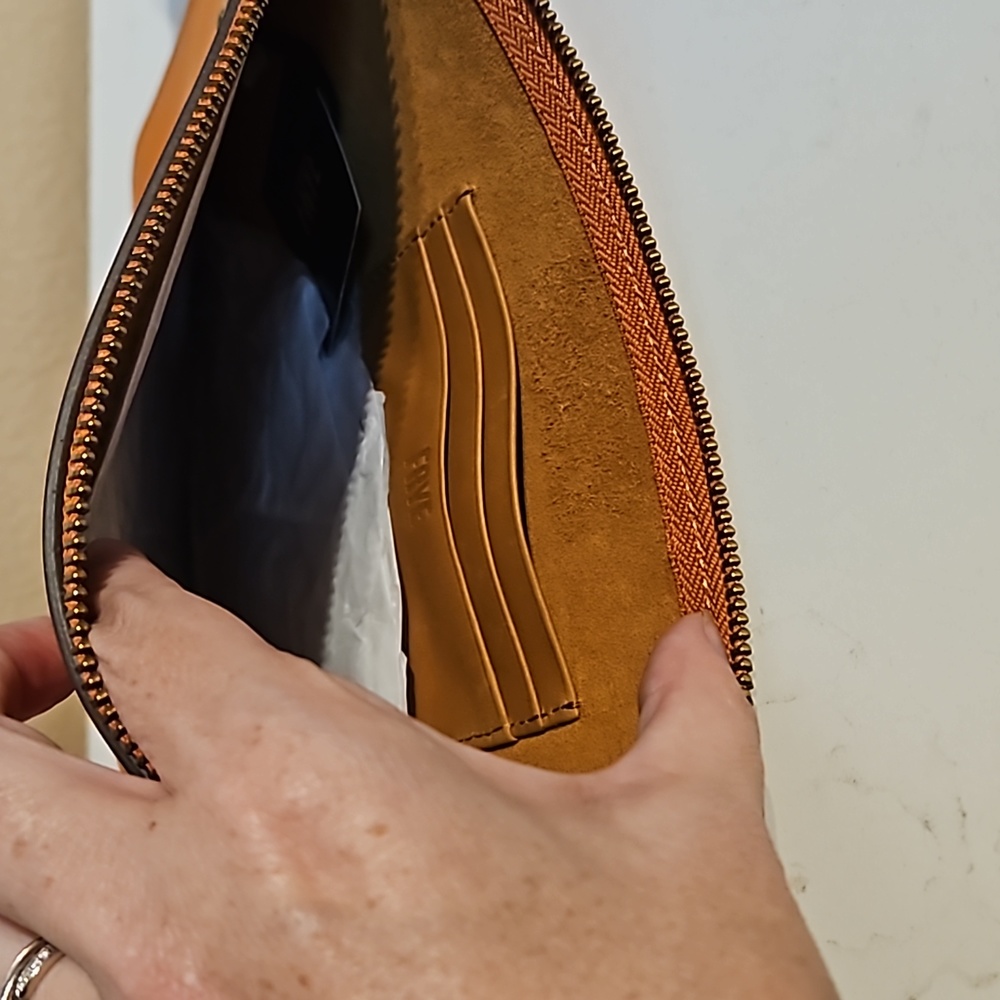 Frye beige leather Handbag With Metal Studs - Picture 4 of 5